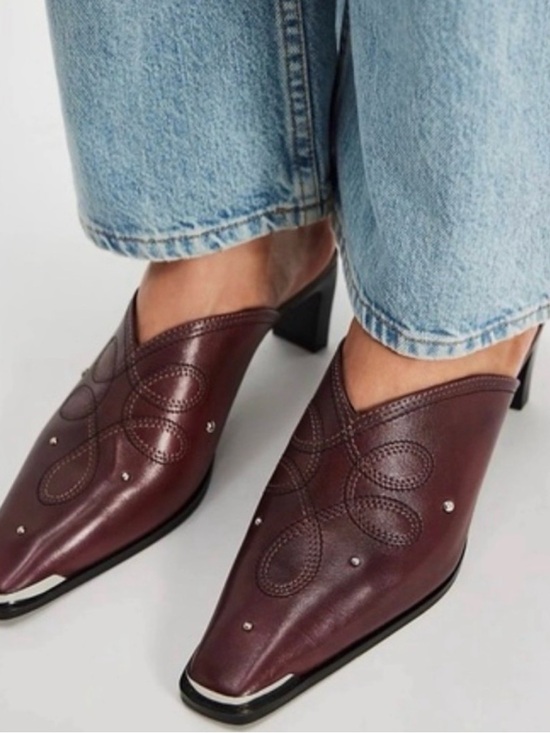 Free People Shoes - New in Box Free People Roxi Metal Tip Leather Mule Heels